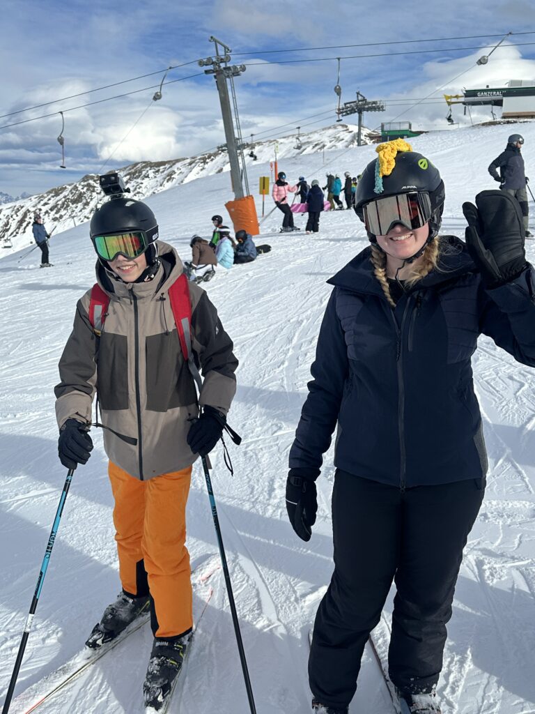 Hestlund elever på skitur i Østrig
