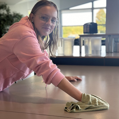 Rengøring på Hestlund Efterskole